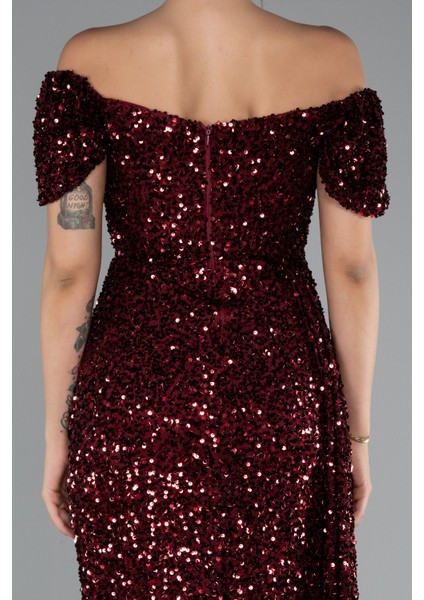 Kayık Yaka Bacak Dekolteli Uzun Pullu Abiye Elbise ABU4843 fırsatları