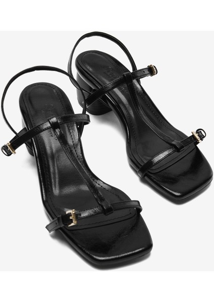 Siyah Rugan Ince Bantlı Kadın Kalın Topuklu Ayakkabı