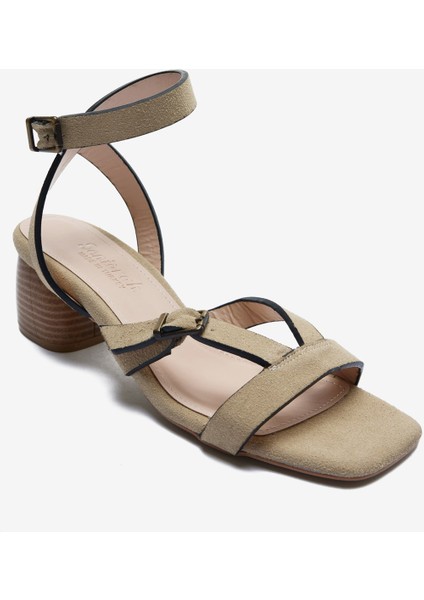 Bej Süet Bilek Bağ Detaylı Kadın Kalın Topuklu Ayakkabı fiyatları