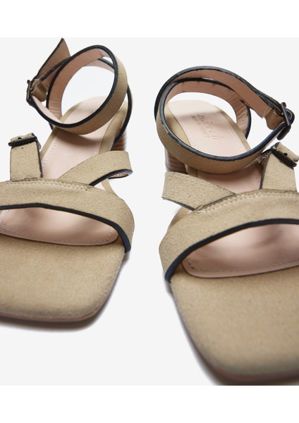 Bej Süet Bilek Bağ Detaylı Kadın Kalın Topuklu Ayakkabı