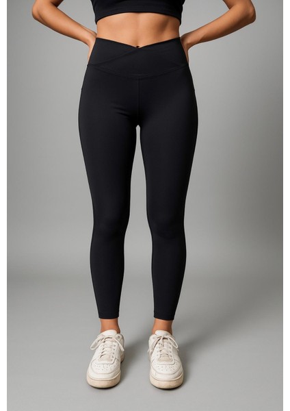Kadın Siyah TAYT-P2149 Düz Desenli Yüksek Bel Spor Tayt Dar Paça Kesim ile Konfor