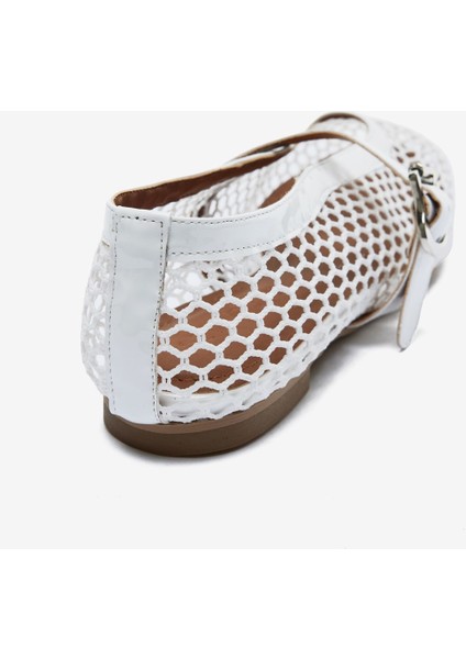 Beyaz Rugan File Detaylı Bantlı Kadın Babet fiyatları