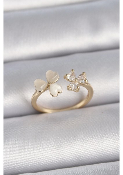 Bfs Pirinç Gold Renk Ayarlanabilir Zirkon Taşlı Kalp Beyaz Mineli Model Kadın Yüzük