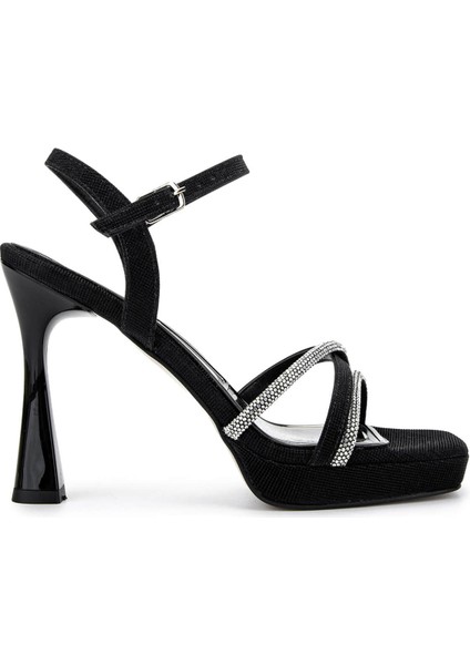 Kadın Suni Deri Siyah Topuklu Ayakkabı 1065 501 Bn Ayk Y25 Sıyah