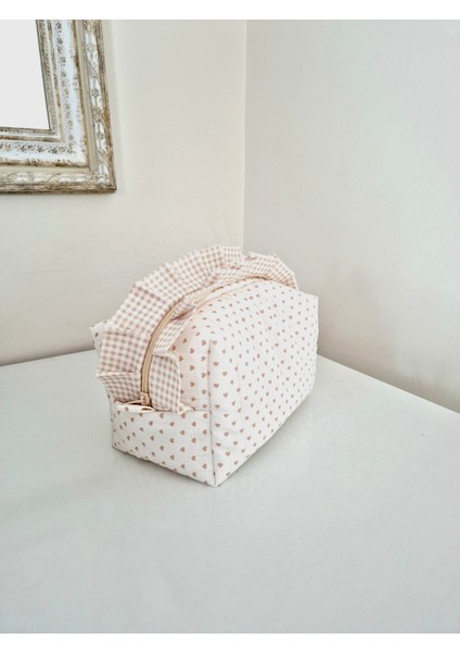 Bej Kalpli Makyaj Çantası – Fırfırlı , %100 Pamuklu, Kapitoneli, Çok Amaçlı Organizer, 20X10X10 cm