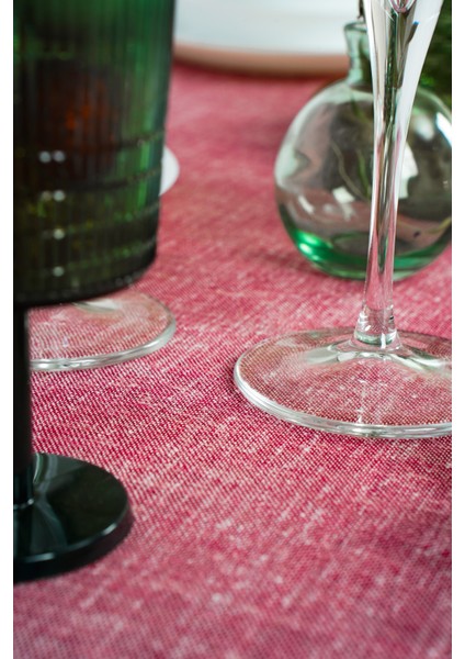 Pera Kar Tanesi Nakışlı Masa Örtüsü