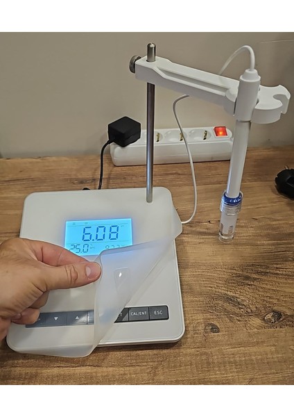 Profesyonel Masa Üstü Ph Metre Silikon Su Geçirmez Silikon Kapak Korumalı (Özel Dizayn Hassas Elektrod ile Birlikte) fiyatları