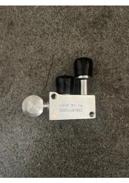 15024407802 Hidrolik Bağlantı