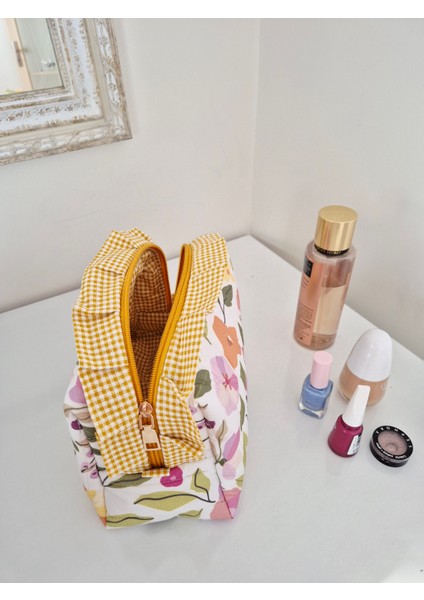 Büyük Çiçekli Makyaj Çantası – Sarı Fırfırlı Büyük Boy , Kapitoneli Pamuklu Seyahat Organizer fiyatları