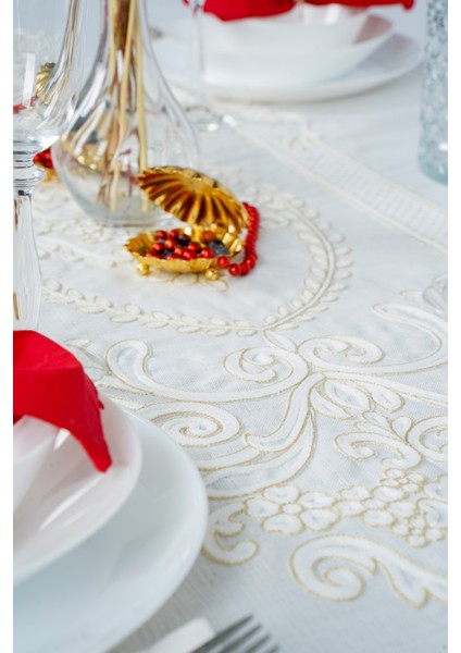 Gold Nakışlı Masa Örtüsü fiyatları