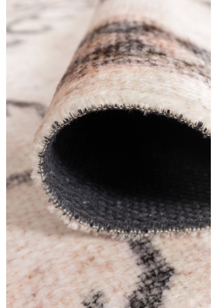 Fuga Yumuşak Dokulu Beyaz Vintage Desenli Halı KA 21 fırsatları