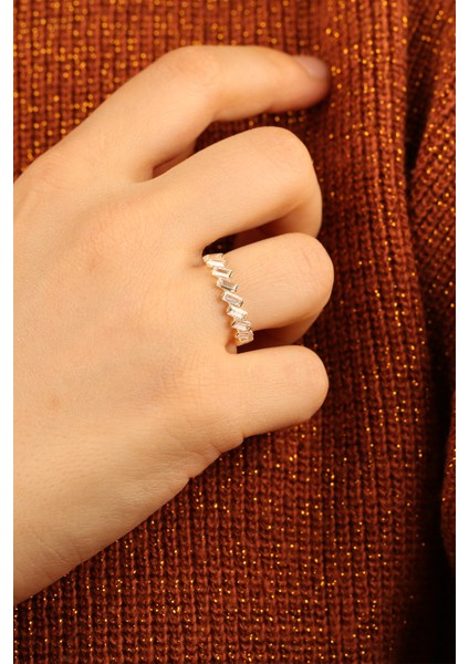 Çıtır Baget Taşlı Altın Yüzük ÇGKY0061 modelleri