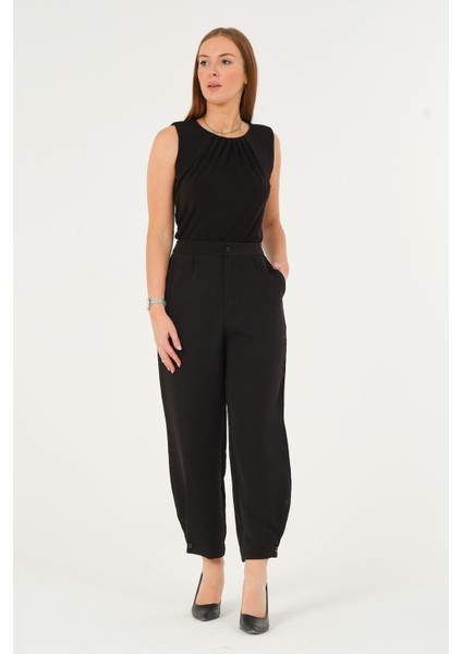 Kadın Siyah Yüksek Bel Düğmeli Paça Dokuma Pantolon indirimleri