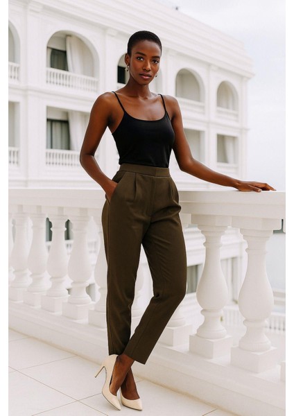 Kadın Kahverengi Mom Kesim Trend Yumuşak Dokulu Pantolon indirimleri