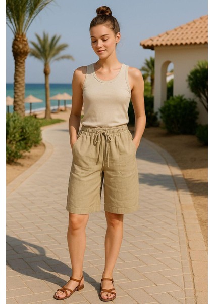 Kadın Yüksek Bel Cepli Bağcıklı Çift Cep Kapaklı Rahat Turuncu Şort - Yazlık Günlük Oversize Şort modelleri