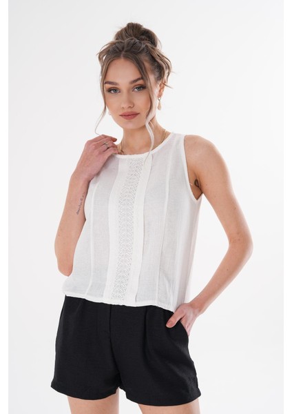 Önü Dantel Detaylı Kolsuz Müslin Bluz fiyatları