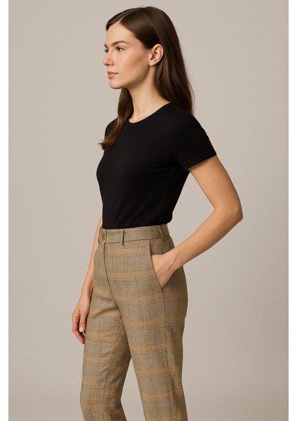 Kadın Kahverengi Çizgili Pantolon – Yüksek Bel, Havuç Paça, Rahat Kesim Günlük ve Ofis Şıklığ fiyatları