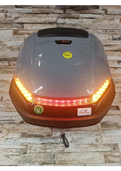 Motosiklet Arka Çanta 33 Lt Nardo Gri Sinyal ve Stop Işıklı