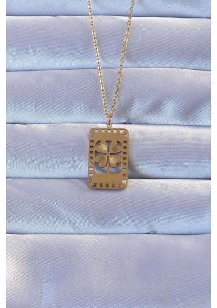 Bfs 316L Altın Renk Işlemeli Yonca Model Vintage Kolye