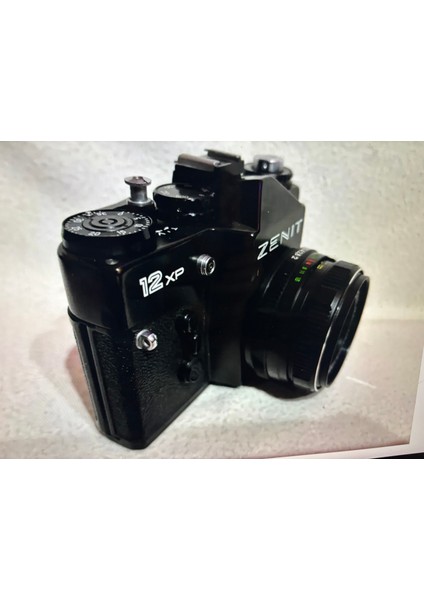 Zenit 12 Xp Filmli Fotoğraf Makinası - Sorunsuz Çalışır Durumda