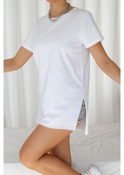 Kadın Bisiklet Yaka Kısa Kol Yırtmaçlı Salaş Tshirt BLZ1082 fiyatları