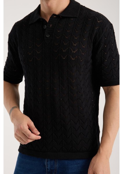 Erkek Polo Yaka Siyah Zigzag Desenli Kısa Kollu Triko Tişört