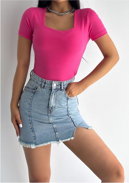 Kadın Kısa Kollu Kare Yaka Viskon Bluz BLZ11870