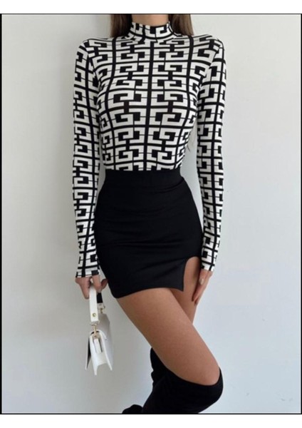 Kadın Ince Uzun Kollu Desenli Yarım Balıkçı Yaka Bluz BLZ2280 modelleri