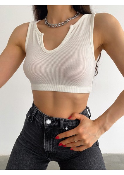 Kadın Ekru V Yaka Kalın Askılı Yaka Detaylı Altı Lastikli Kaşkorse Crop Bluz BLZ8832