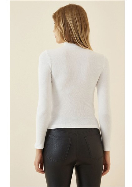 Kadın Dekolteli Cut Out Detaylı Fitilli Kaşkorse Örme Bluz BLZ00065 fırsatları