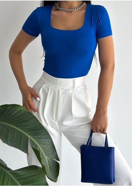 Kadın Kısa Kollu Kare Yaka Viskon Bluz BLZ11870 fiyatları