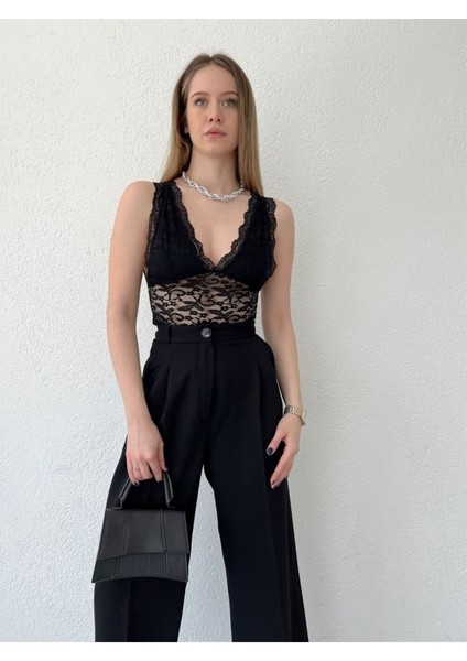 Kadın Siyah V Yaka Dantel Büstiyer Bralet Bluz BLZ5500 modelleri