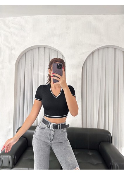 Kadın Kısa Kollu V Yaka Şerit Detaylı Kısa Crop Bluz SRA2279 modelleri