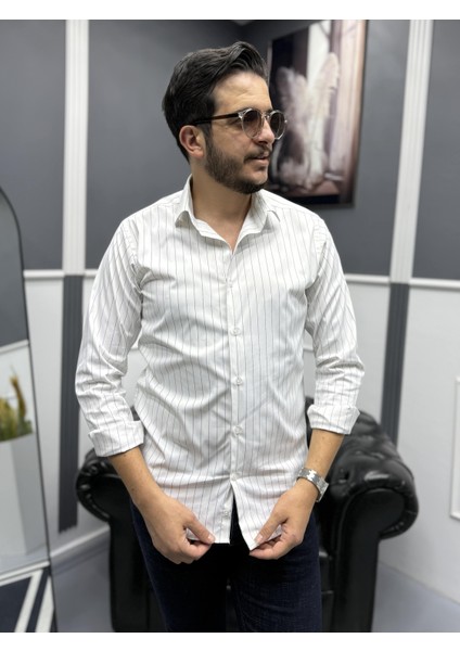 Lacivert Ince Çizgili %100 Pamuk Saten Non-Iron Modern Fit Gömlek fırsatları