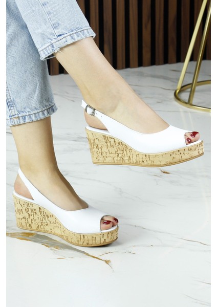 Heather Beyaz Hakiki Dana Derisi Mantar Taban Görünümlü Dolgu Topuklu Slingback Sandalet