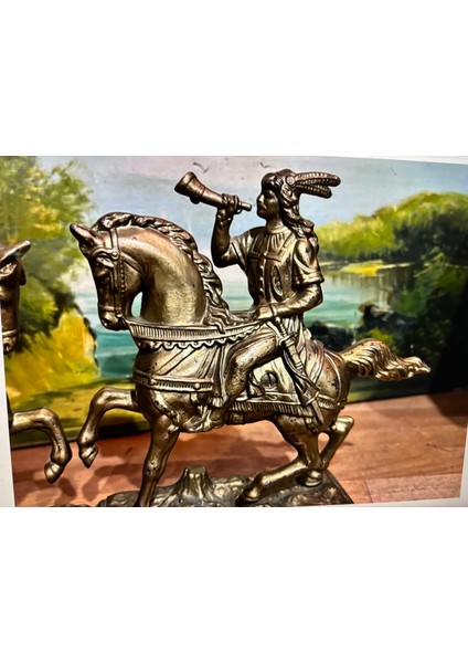 Metalden Avrupa Kitap Tutacağı modelleri