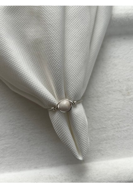 Ay Taşı Ayarlanabilir Gümüş Renk Tel Yüzük