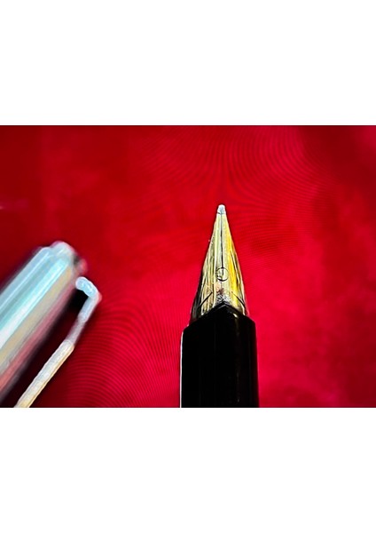 Pelikan 20 Silvexa 14 Ayar Altın Uçlu Kutusunda Dolmakalem - Sorunsuz Çalışır Durumda fiyatları