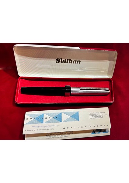 Pelikan 20 Silvexa 14 Ayar Altın Uçlu Kutusunda Dolmakalem - Sorunsuz Çalışır Durumda