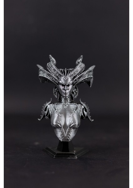 Lilit - Lilith - Figür / Büst