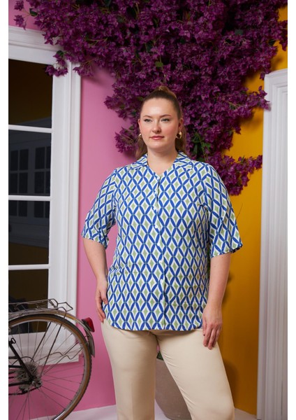 Kısa Kol Büyük Beden Desenli Gömlek Mavi