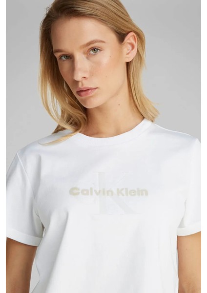 Kadın TIŞÖRT-LV047AB814 modelleri