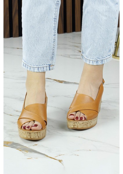 Serie Taba Hakiki Dana Derisi Delik Detaylı Mantar Taban Görünümlü Dolgu Topuklu Slingback Sandalet modelleri