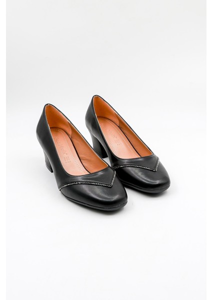 Taş Detaylı Anne Ayakkabı Günlük Ayakkabı PM280 Siyah Cilt fırsatları