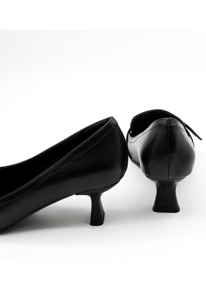Kadın Kısa Topuklu Tokalı Günlük Ayakkabı PM170 Siyah Cilt fırsatları