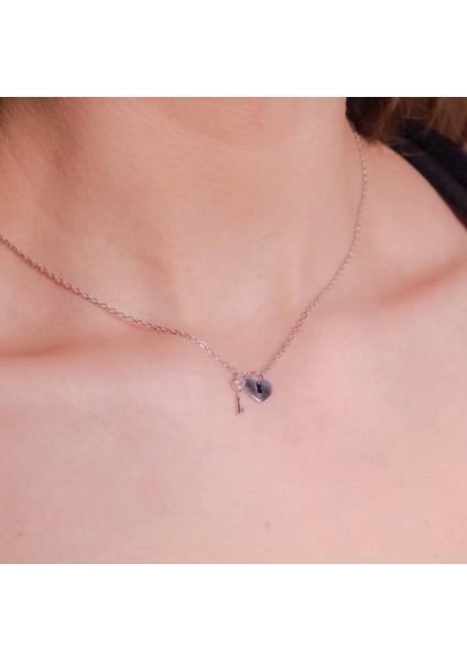 Gümüş Anahtar Kalp Kolye – 925 Ayar Gümüş – Kalbimin Anahtarı Sensin fiyatları