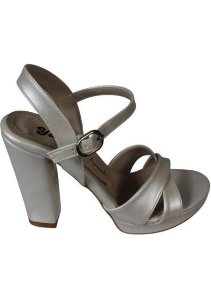 Yazkış Kadın Siyah Gümüş Saten Çapraz Bantlı 10CM Kalın Topuk 3 cm Pltform Topuklu Abiye Ayakkabı