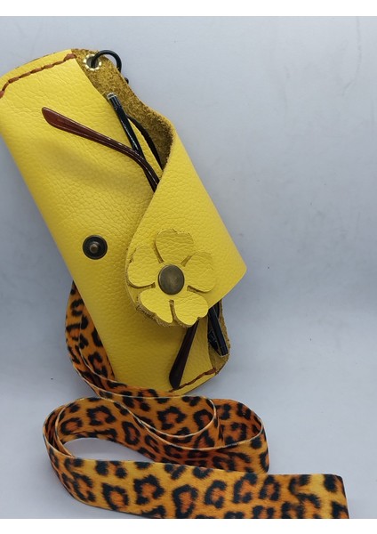 Hakiki Deri El Yapımı Sarı Kadın Gözlük Kabı ve Askısı modelleri