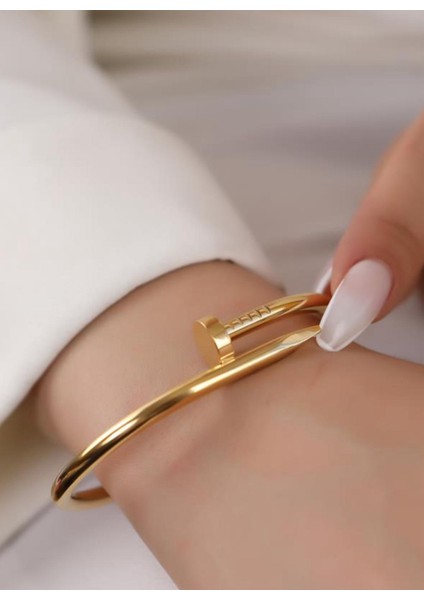 Çelik Taşsız Çivili Gold Bileklik