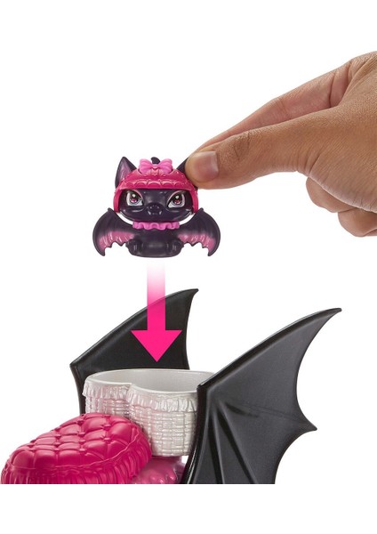 JDR61 Monster High Vamptastic Scooter Draculaura fırsatları